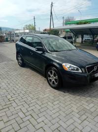 Se prodava VOLVO XC60